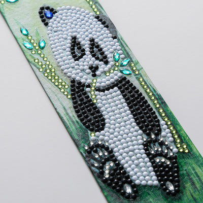 Panda isst Bambus Leder Lesezeichen Diamond Painting