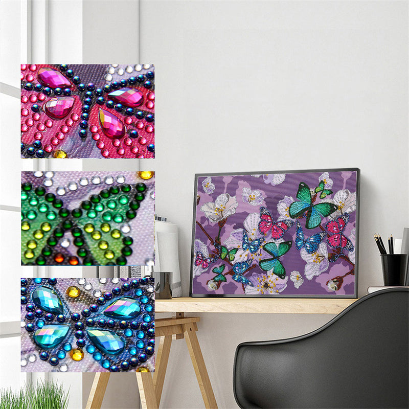 Bunte Schmetterlinge und Weiße Blumen Sonderform Diamond Painting