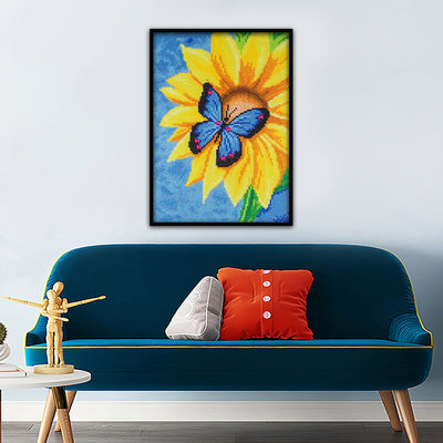 Blauer Schmetterling auf Sonnenblume Sonderform Diamond Painting