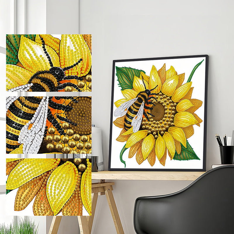 Biene auf Sonnenblume Sonderform Diamond Painting