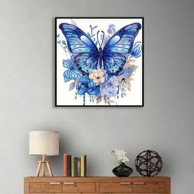 Blauer Schmetterling und Blumen Sonderform Diamond Painting