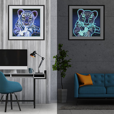 Baby Tiger und Schmetterlinge Leuchtend Kristall Strass Diamond Painting