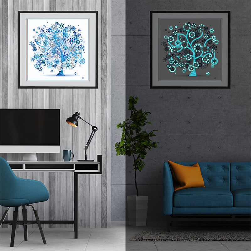 Winter und Blauer Baum Leuchtend Sonderform Diamond Painting