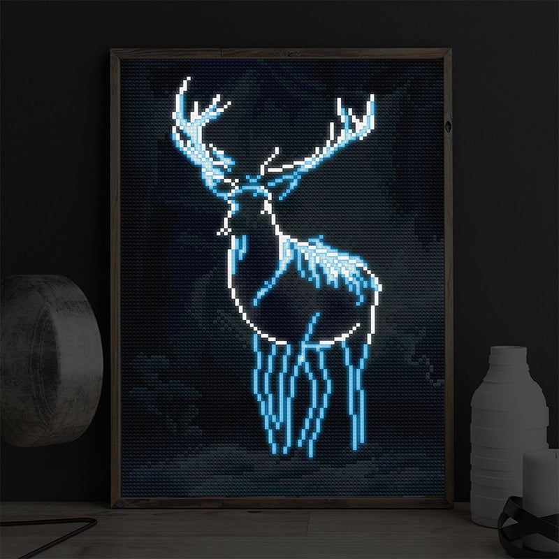 Hirsch bei Nacht Leuchtend Kristall Strass Diamond Painting