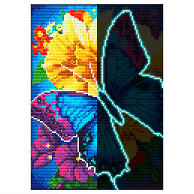 Schmetterling und Blume Leuchtend Kristall Strass Diamond Painting