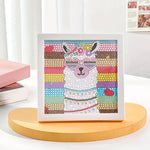 Alpaka trägt eine Herz-Sonnenbrille Mini-Kristallpünktchen Diamond Painting