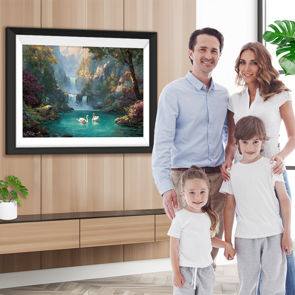 Bergwasserfälle und Schwäne Diamond Painting