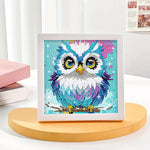 Blaue Eule auf einem Ast Mini-Kristallpünktchen Diamond Painting