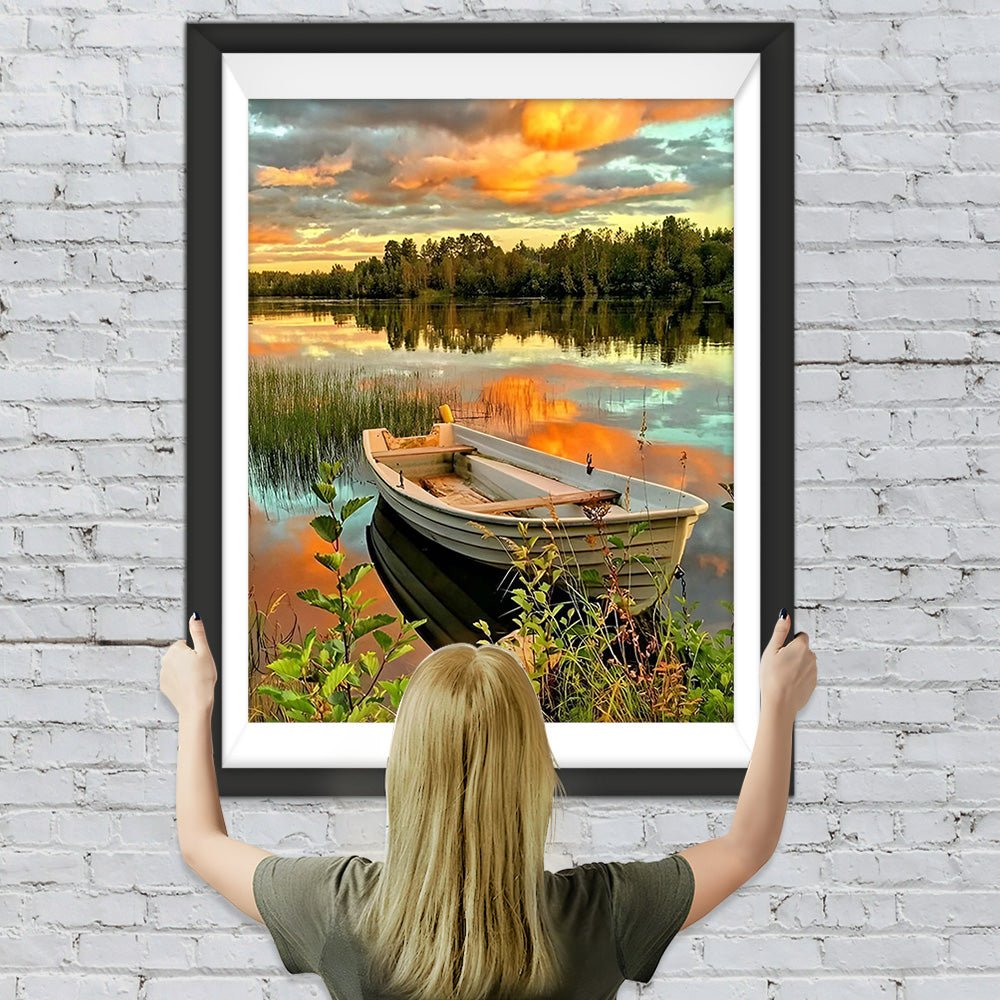 Boot auf dem Herbstsee bei Sonnenuntergang Diamond Painting