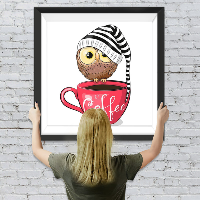 Cartoon Eule und rote Kaffeetasse Diamond Painting