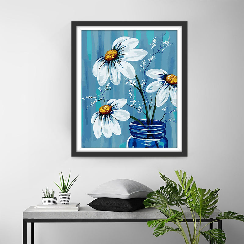 Drei Gänseblümchen in blauer Flasche Diamond Painting