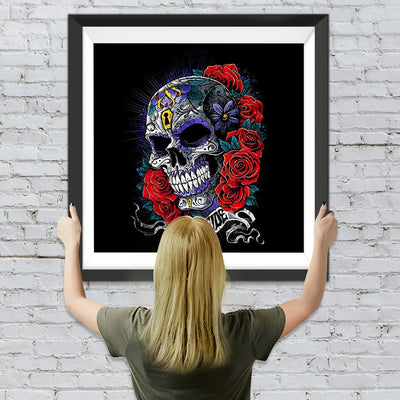 Dunkler Totenkopf mit roten Rosen Diamond Painting