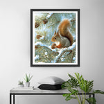 Eichhörnchen auf dem Verschneiten Baum Diamond Painting