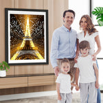 Eiffelturm mit Lichtern geschmückt Diamond Painting