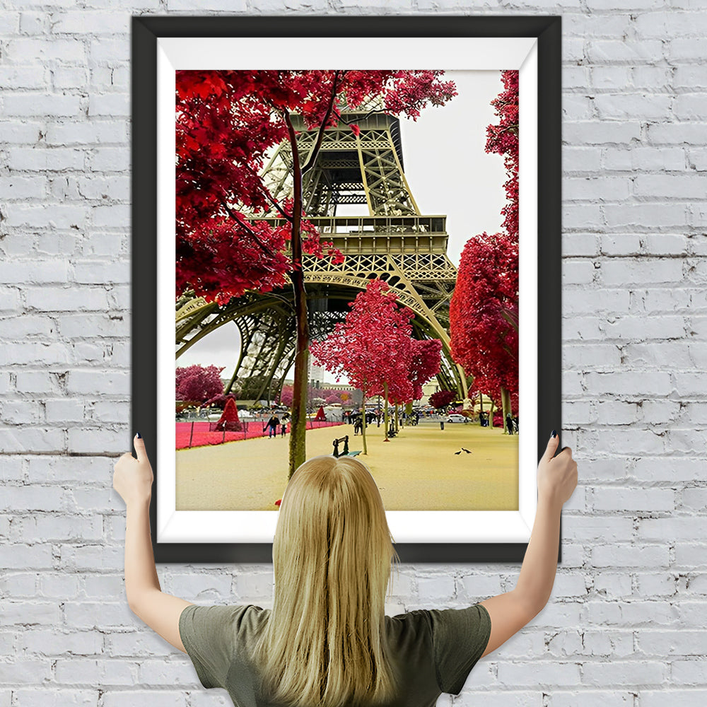 Eiffelturm und rote Bäume Diamond Painting