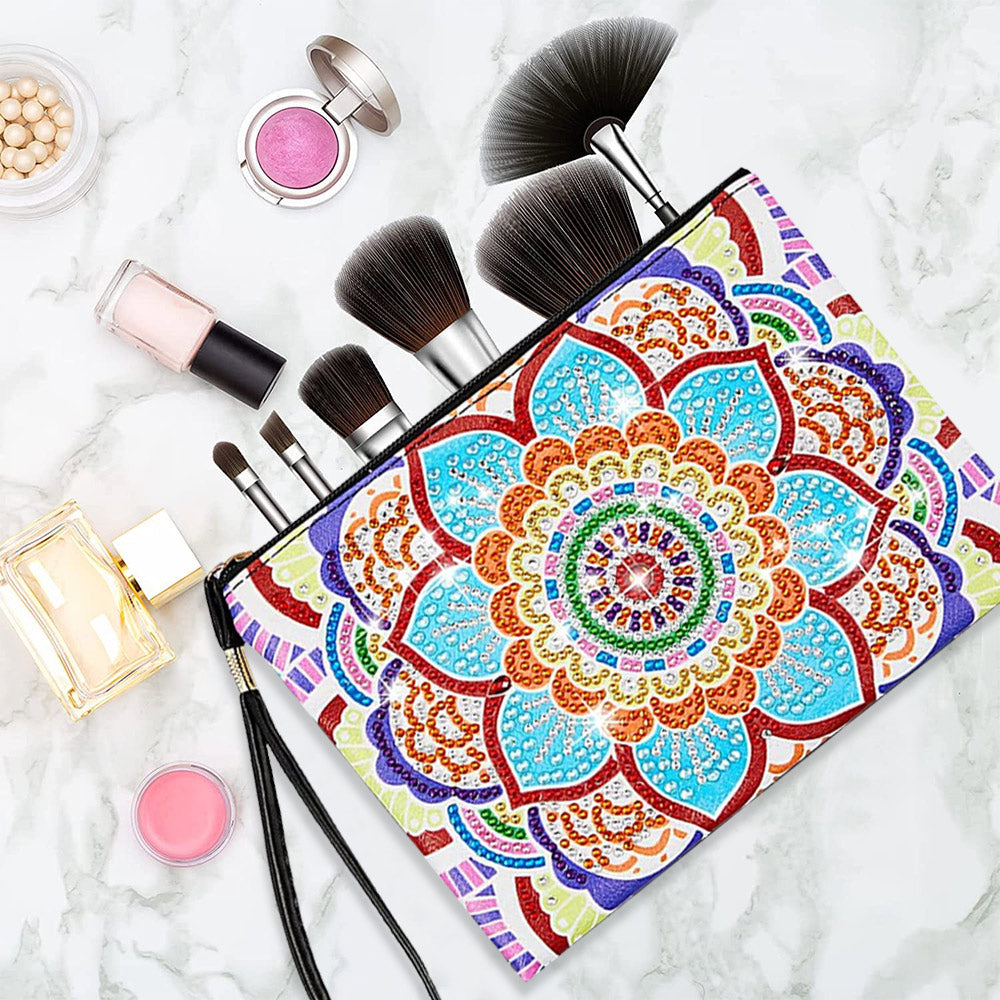 Farbenfrohes Mandala mit vielen Blütenblättern Diamond Painting Handgelenktasche