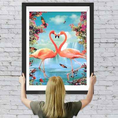 Flamingo-Liebespaar vor dem Wasserfall Diamond Painting