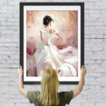 Frau in wunderschönem weißen Kleid Diamond Painting