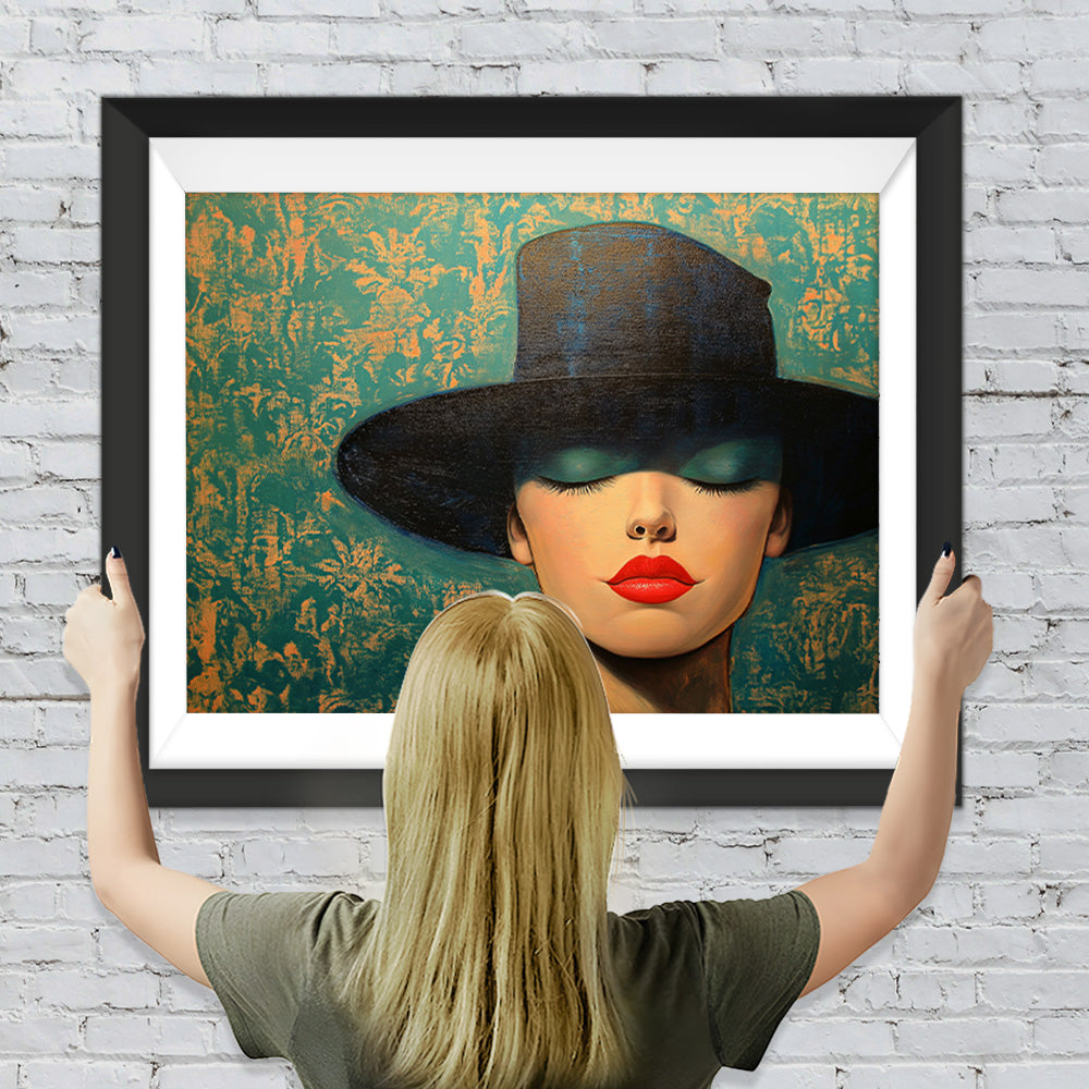 Frau mit schwarzem Hut und grünem Lidschatten Diamond Painting