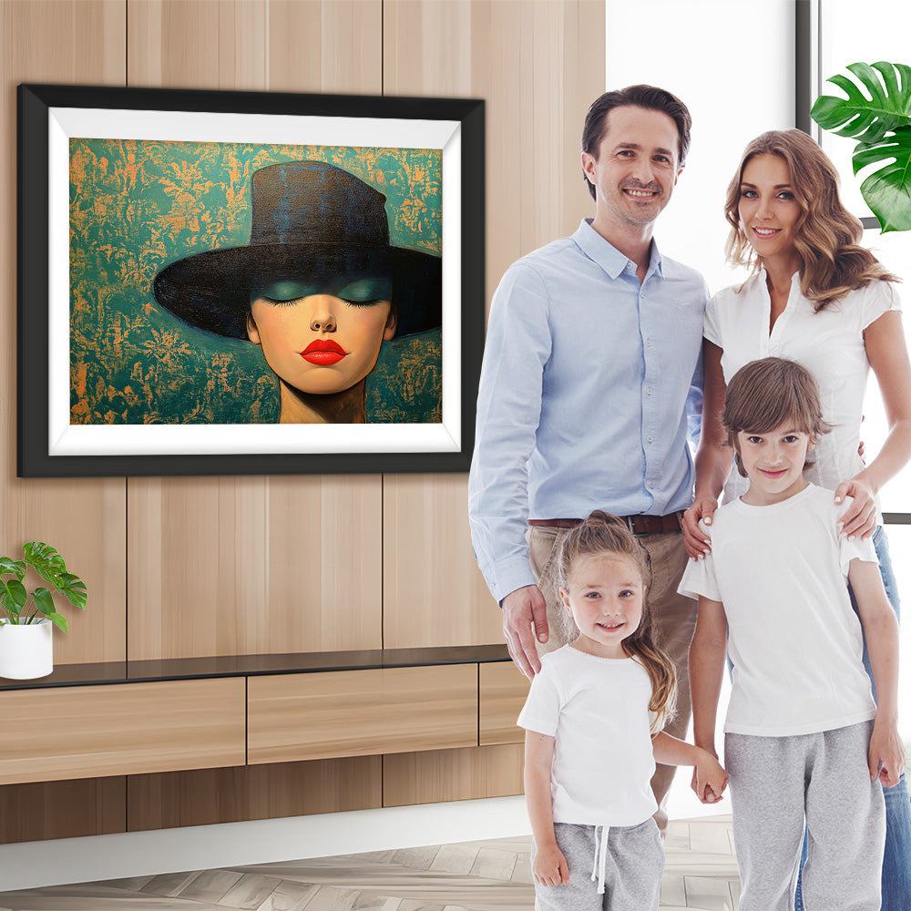 Frau mit schwarzem Hut und grünem Lidschatten Diamond Painting