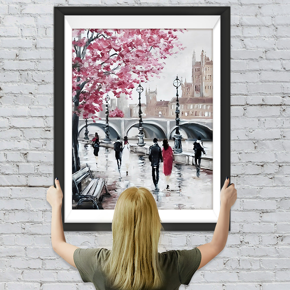 Fußgänger und Blumenbaum in der Stadtstraße Diamond Painting