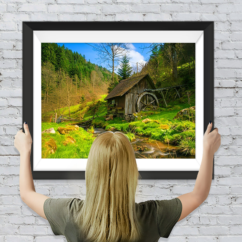 Hütte im Wald in den Bergen Diamond Painting