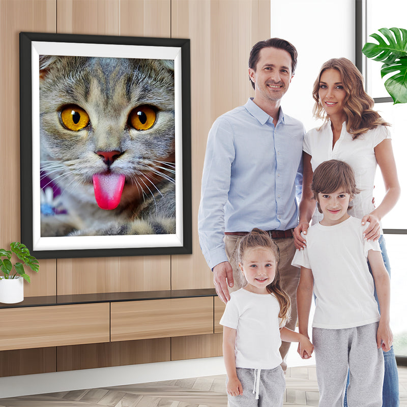 Katze mit herausgestreckter Zunge Diamond Painting