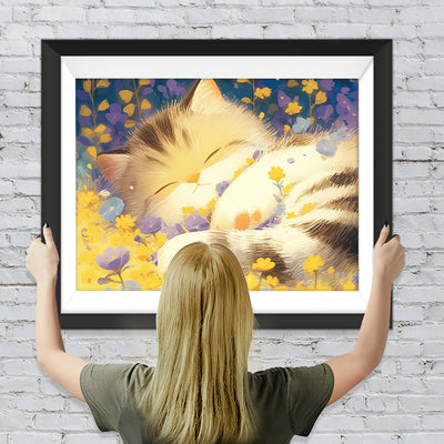 Katze schläft in Blumen Diamond Painting
