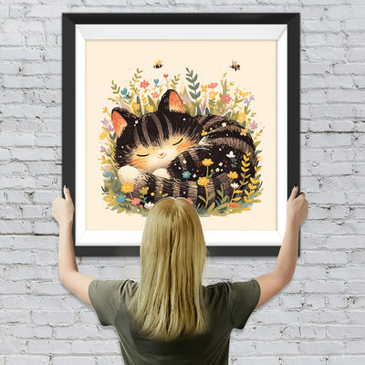 Katze schläft zwischen Blumen Diamond Painting