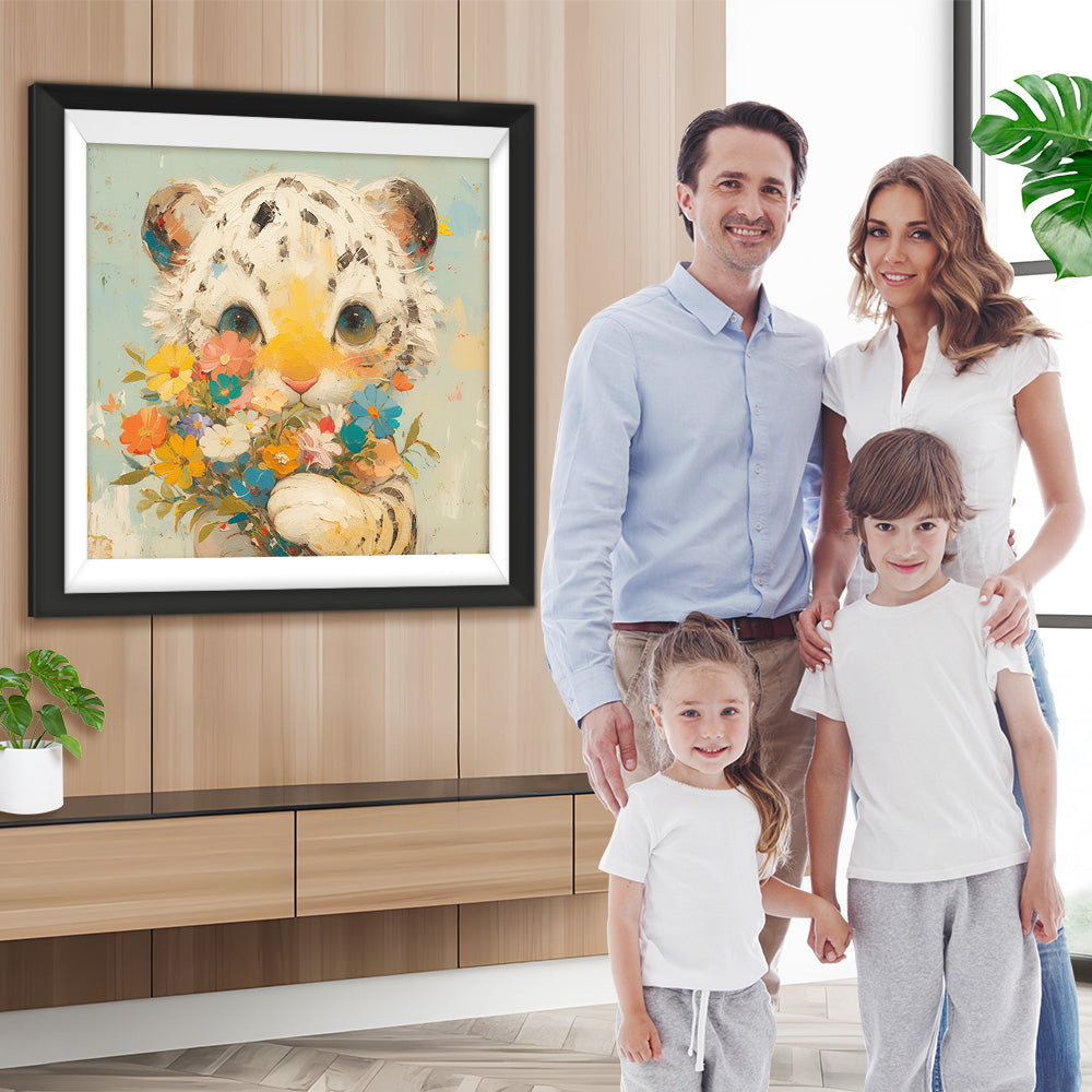 Kleiner weißer Tiger hält Blumen Diamond Painting