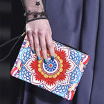 Lebhaftes, farbenfrohes Mandala Diamond Painting Handgelenktasche