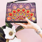 Leidenschaftliches rotes Mandala Diamond Painting Handgelenktasche
