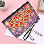 Leidenschaftliches rotes Mandala Diamond Painting Handgelenktasche