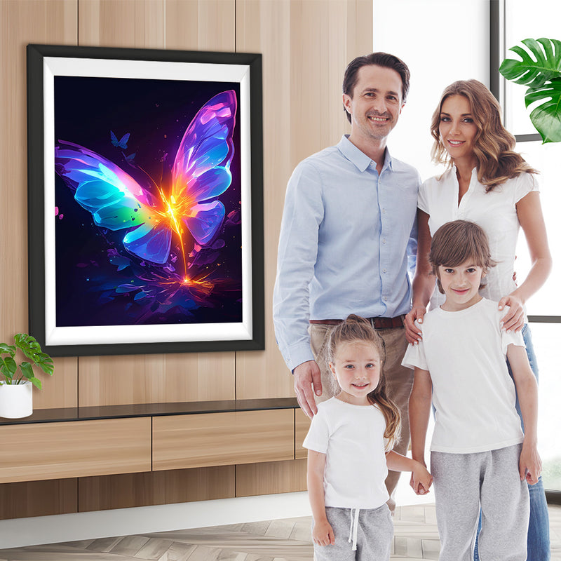 Leuchtender Schmetterling in der Dunkelheit Diamond Painting