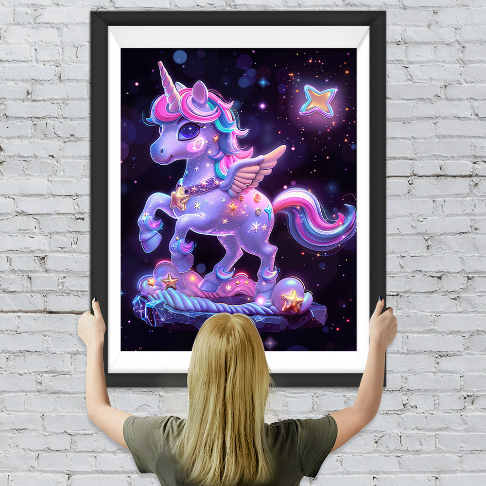 Lila leuchtendes Einhorn Diamond Painting