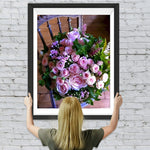 Lila Rosenstrauß auf einem Stuhl Diamond Painting