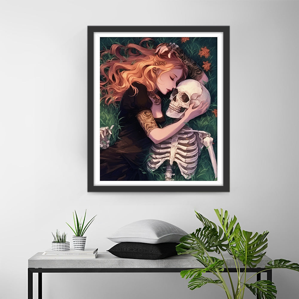 Mädchen und Skelett auf dem Gras liegend Diamond Painting
