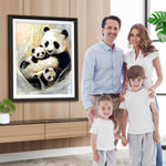 Mutter Panda hält Babies Diamond Painting