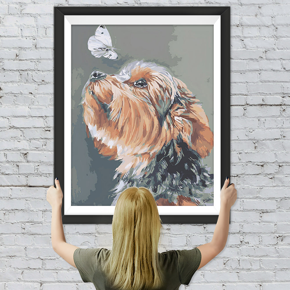 Niedlicher Hund und Schmetterling Diamond Painting