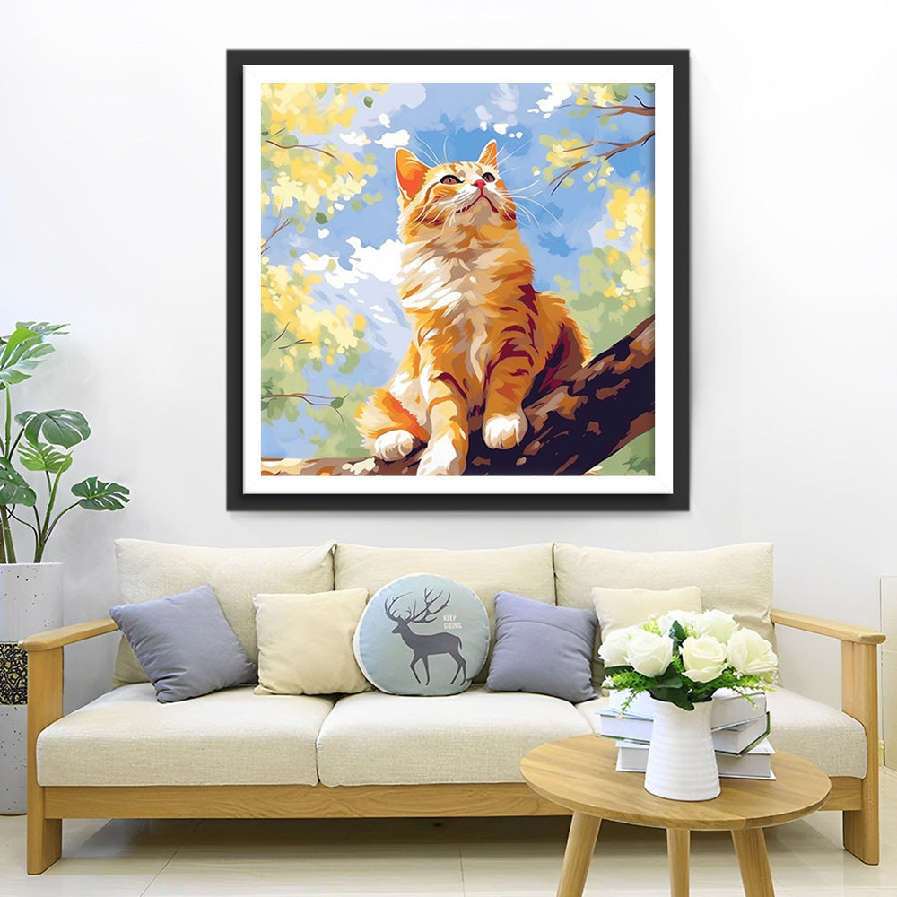 Orangefarbene Katze klettert den Baumstamm hinauf Diamond Painting