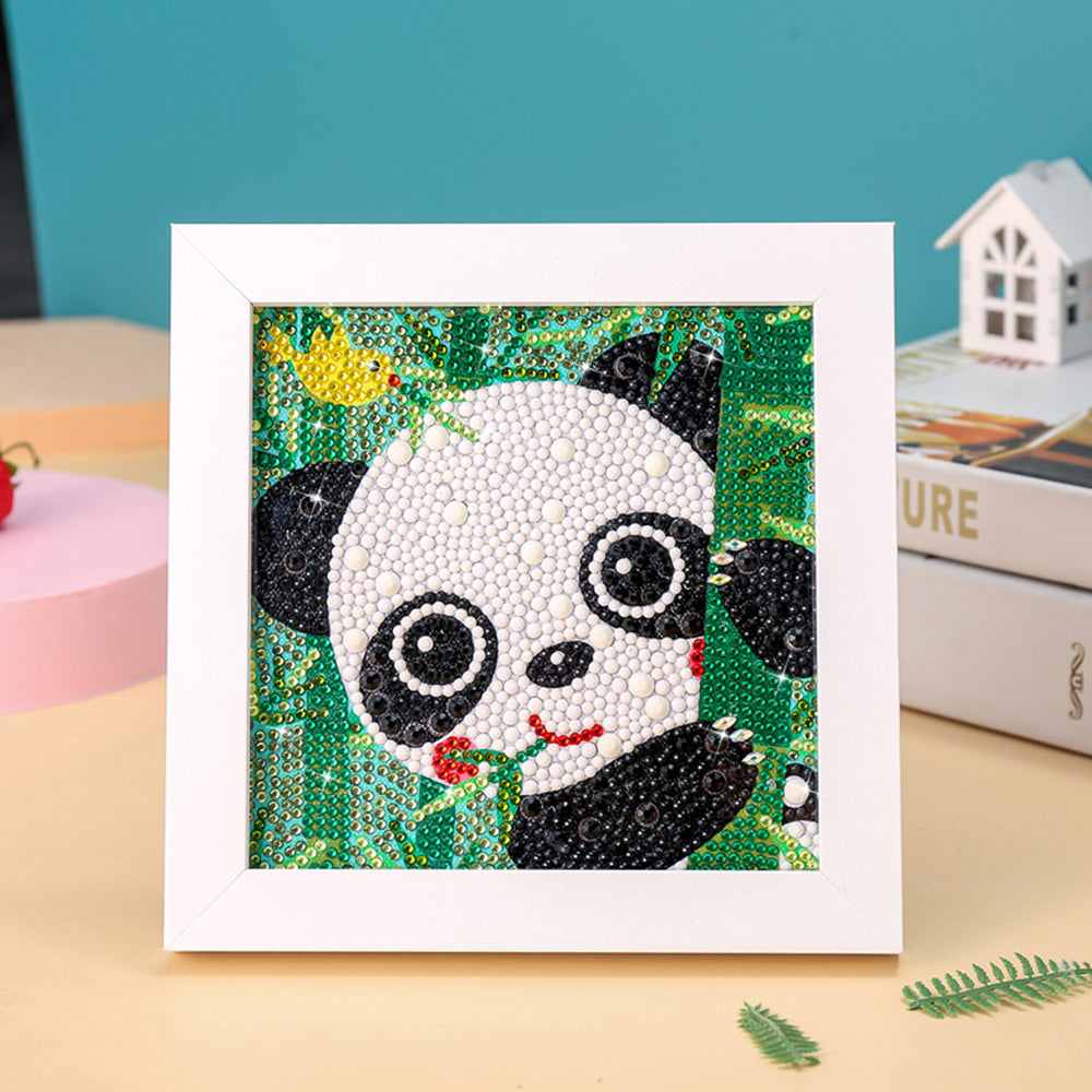 Panda hält Bambus Mini-Kristallpünktchen Diamond Painting