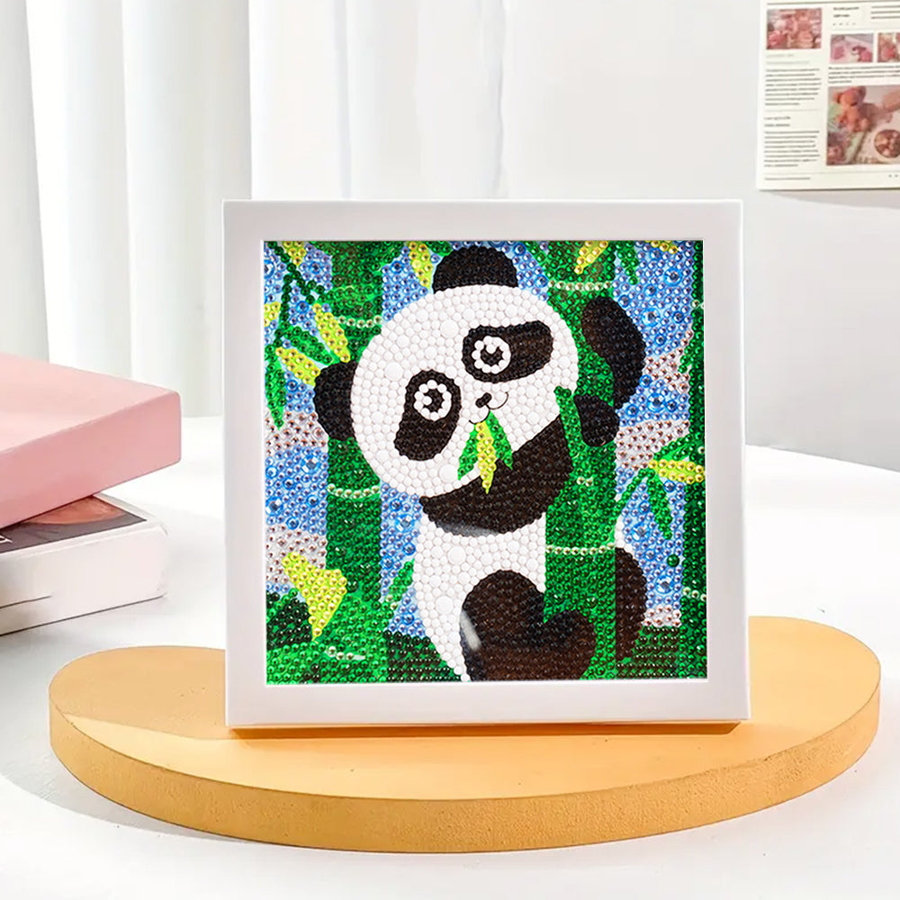 Panda isst Bambus Mini-Kristallpünktchen Diamond Painting
