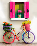 Regenbogenfarbenes Fahrrad unter einem rosenroten Fenster Diamond Painting