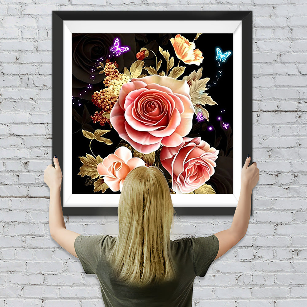 Rosa Rosen, goldene Blätter und Schmetterlinge Diamond Painting