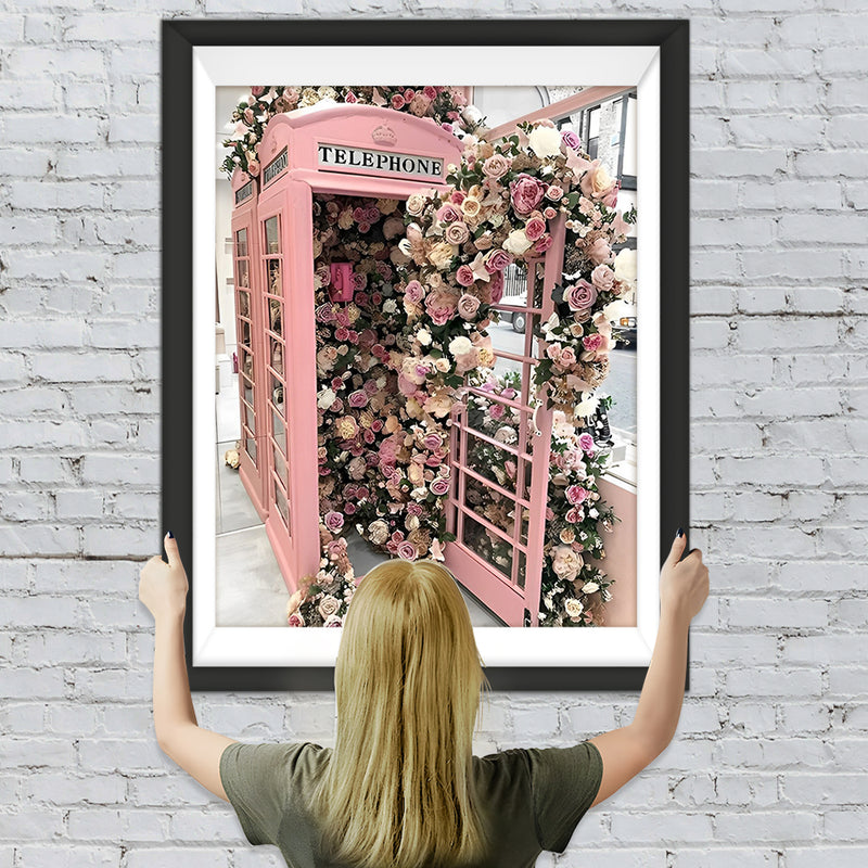 Rosa Telefonzelle und Blumen Diamond Painting