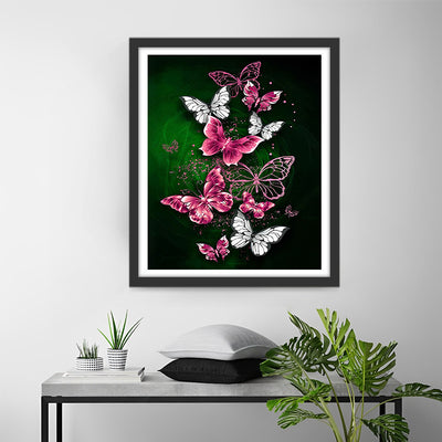 Rosa und weiße Schmetterlinge Diamond Painting