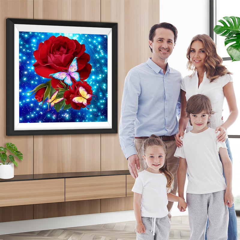 Rote Rosen, bunte Schmetterlinge und Glühwürmchen Diamond Painting