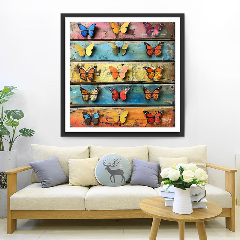 Schmetterlingsexemplar auf Holzbrett Diamond Painting