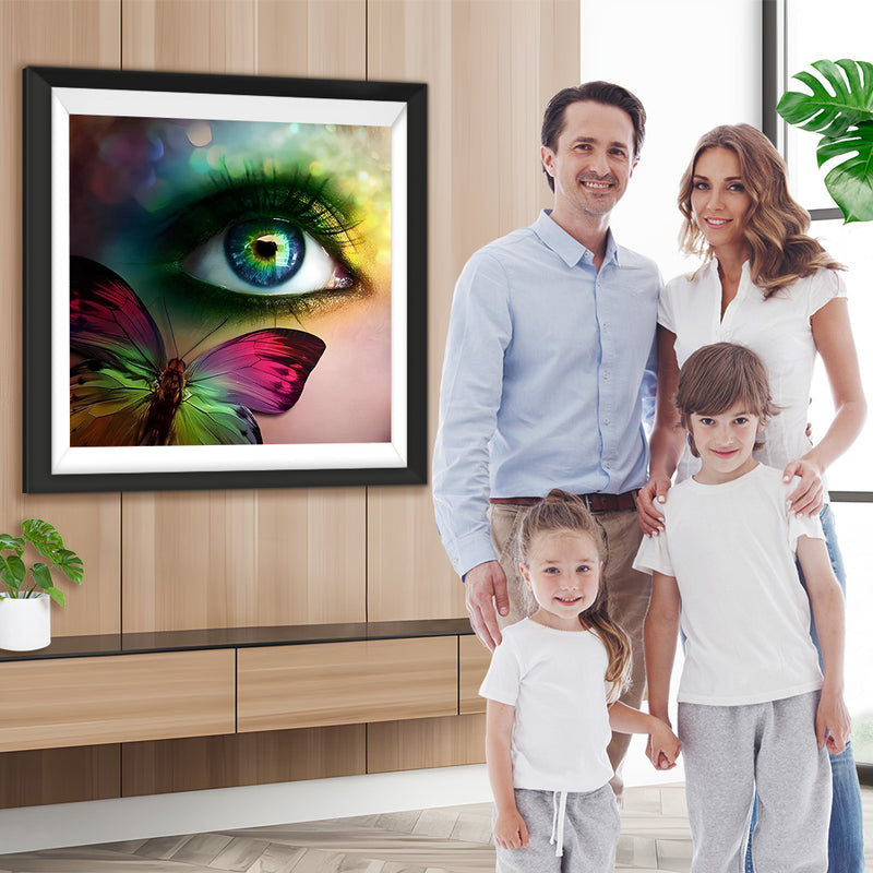 Schöne Augen und bunter Schmetterling Diamond Painting