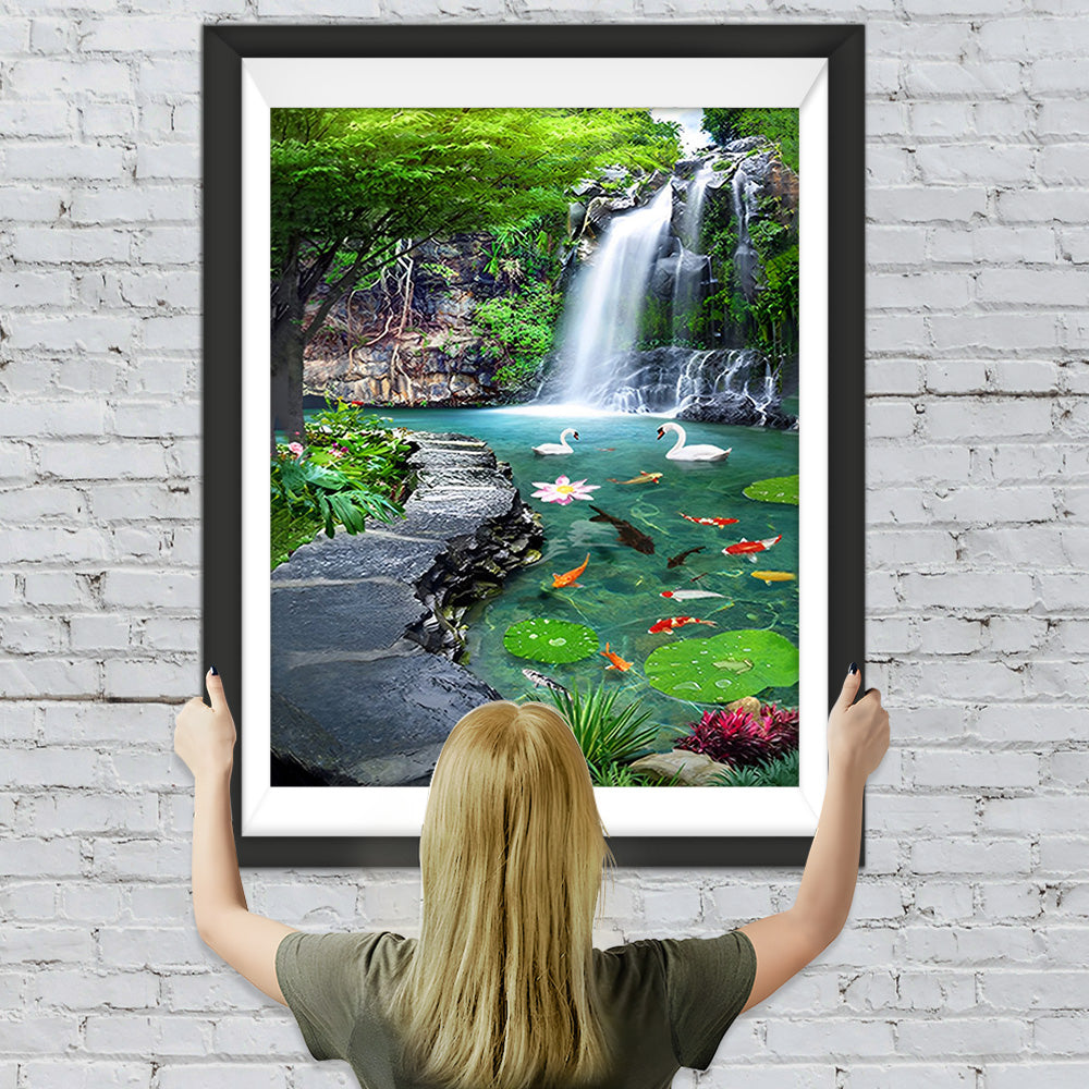 Schwäne und Koi im Teich Wasserfall Diamond Painting